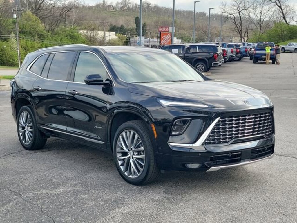 Used 2025 Buick Enclave Avenir SUV