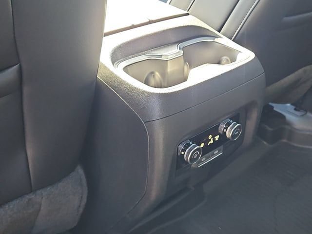 2026 Buick Enclave Preferred - Photo 10