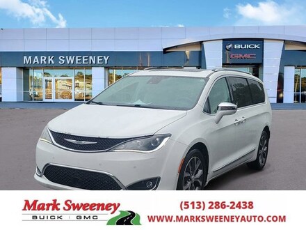 2017 Chrysler Pacifica Limited Van