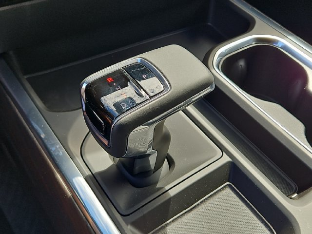 2026 GMC Sierra 1500 SLT - Photo 27