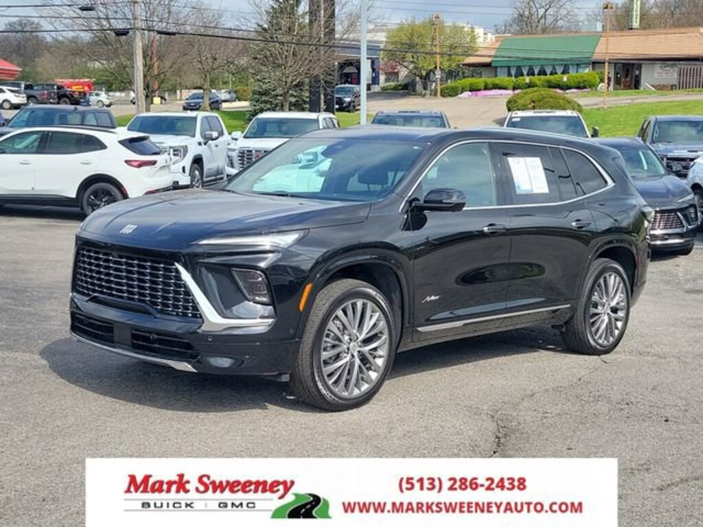 Used 2025 Buick Enclave Avenir SUV