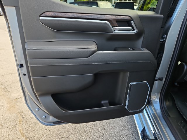 2026 GMC Sierra 1500 SLT - Photo 12