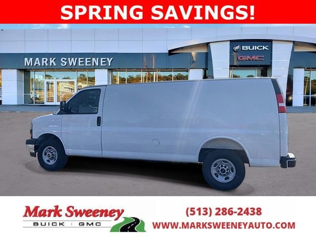 2025 GMC Savana 2500 Ext WB's photo