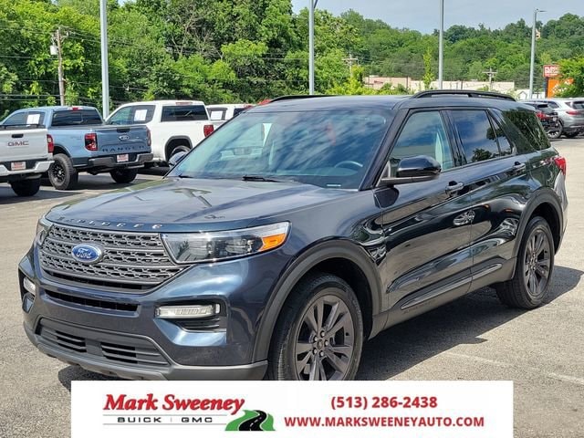 2023 Ford Explorer XLT 4WD's photo