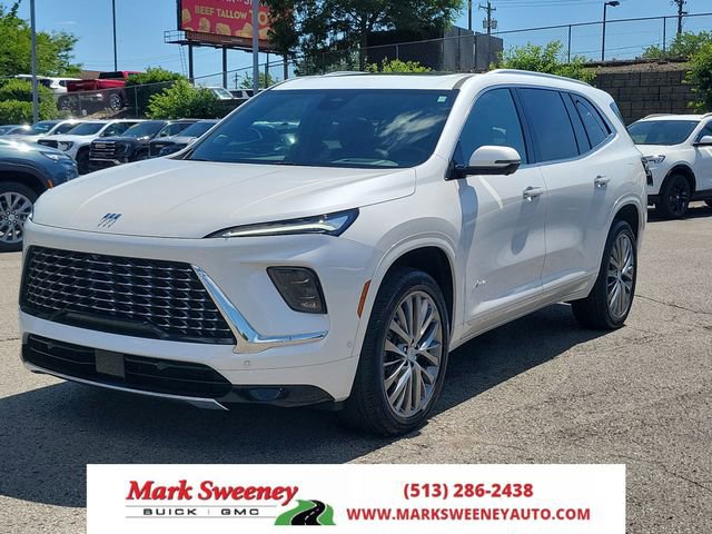 2025 Buick Enclave Avenir AWD's photo