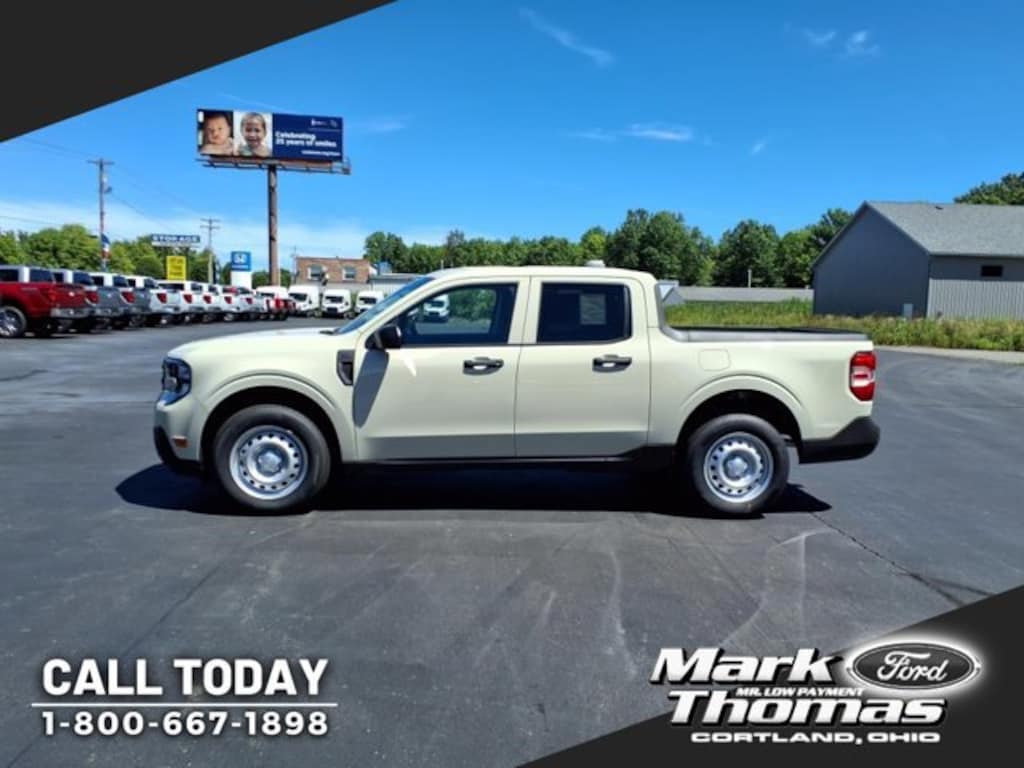 New 2025 Ford Maverick Hybrid XL TRUCK