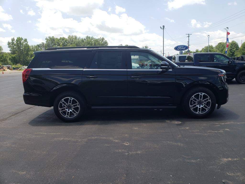 New 2026 Ford Expedition MAX Active SUV