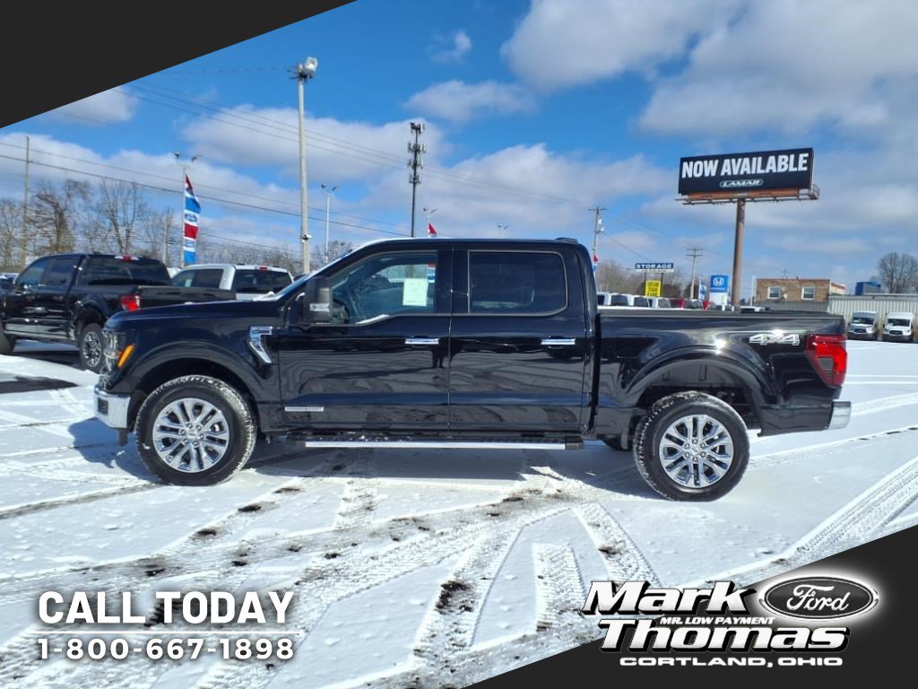 2025 Ford F-150 XLT photo 2