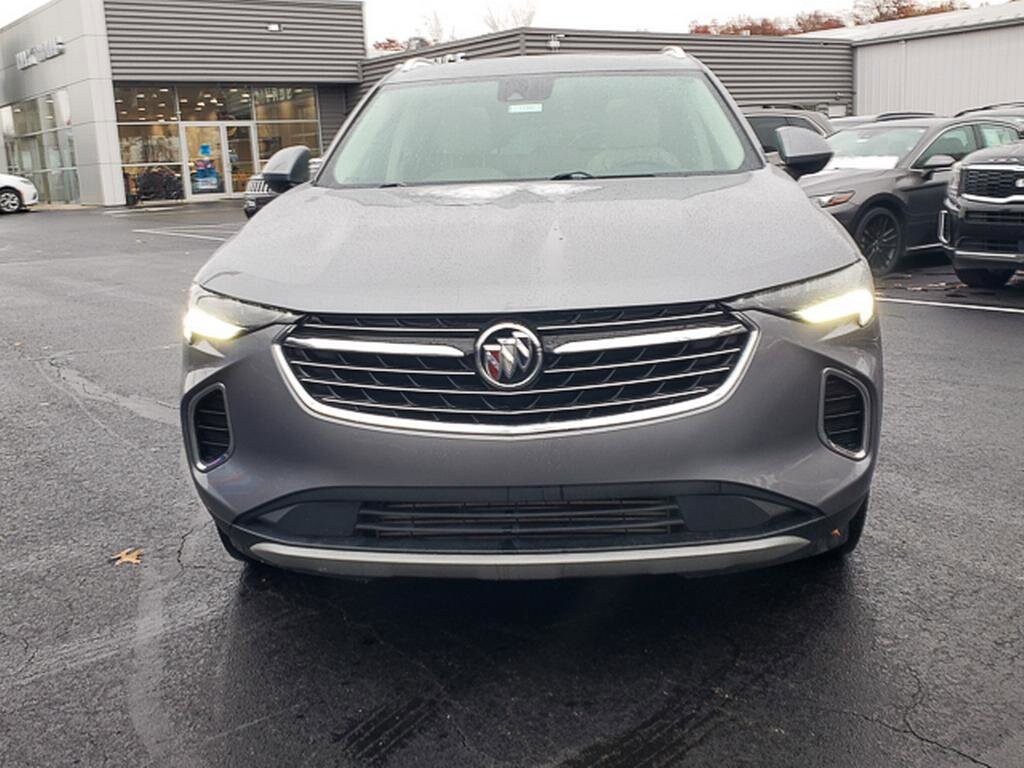 2022 Buick Envision Essence photo 2