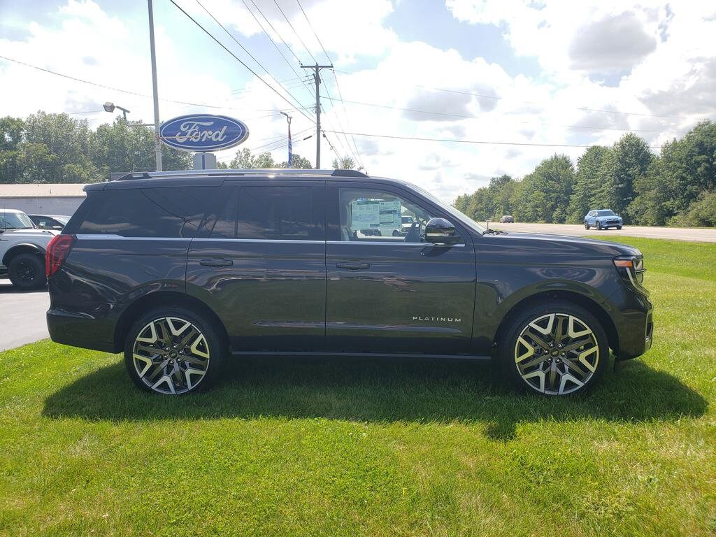 New 2027 Ford Expedition Platinum