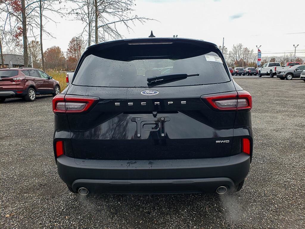 2026 Ford Escape ST-Line Select photo 4