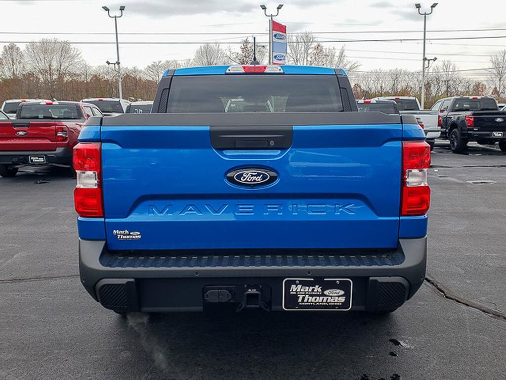 New 2025 Ford Maverick Hybrid XLT TRUCK