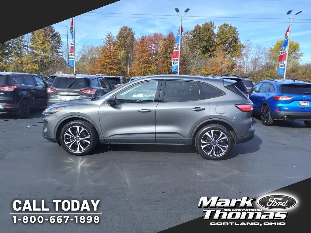 Used 2021 Ford Escape SE with VIN 1FMCU9G61MUA27847 for sale in Cortland, OH