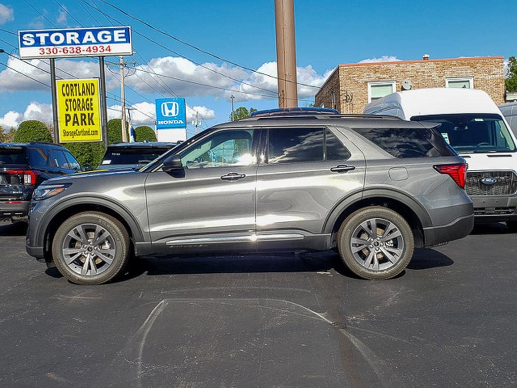 New 2025 Ford Explorer Active SUV