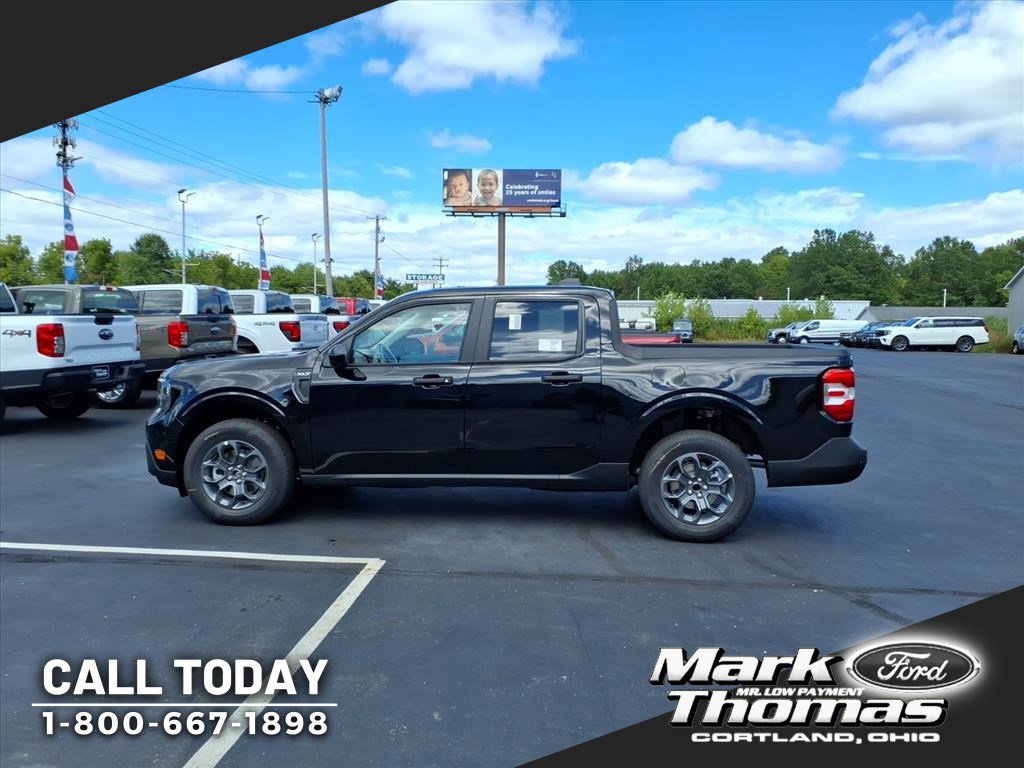 2025 Ford Maverick XLT photo 2