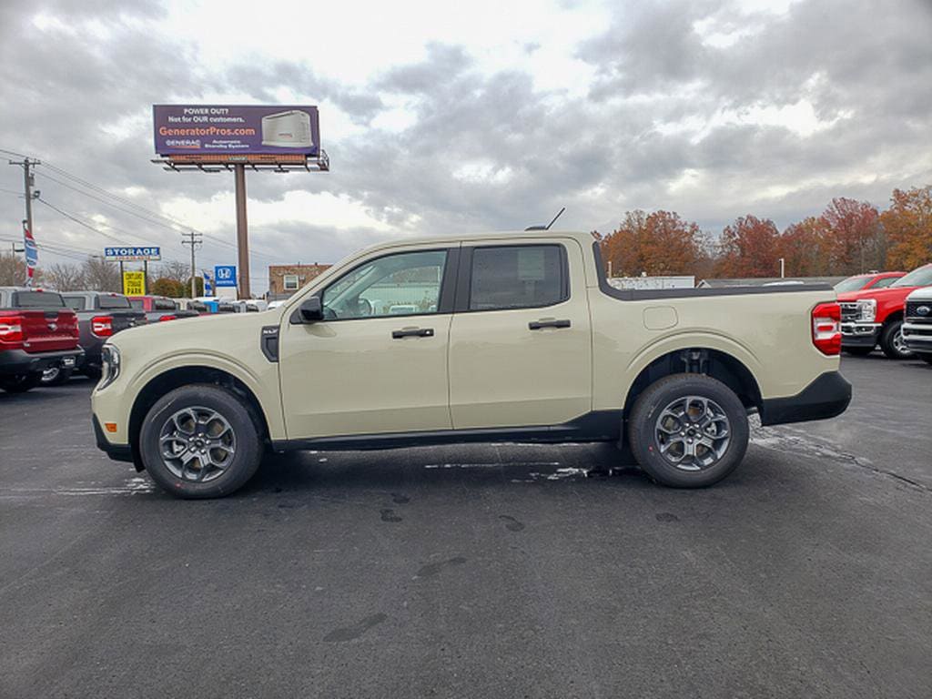 New 2025 Ford Maverick XLT TRUCK