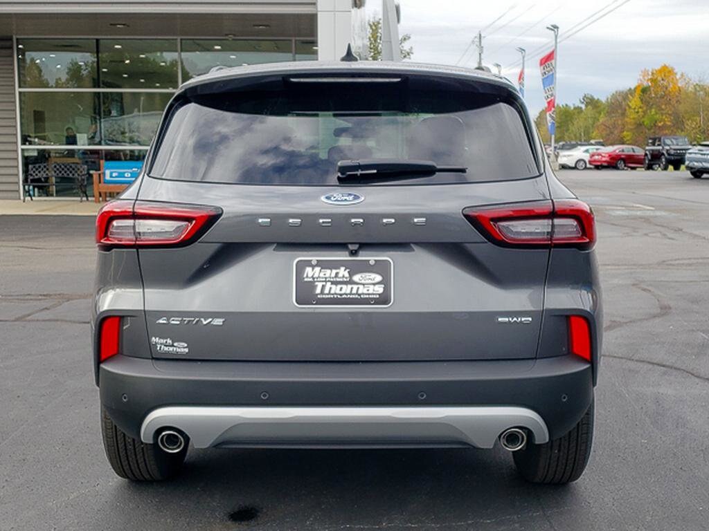 2026 Ford Escape Active photo 3