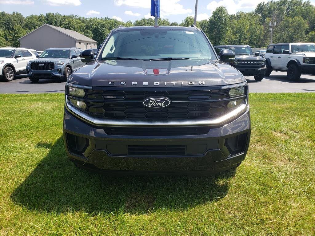 New 2027 Ford Expedition Platinum