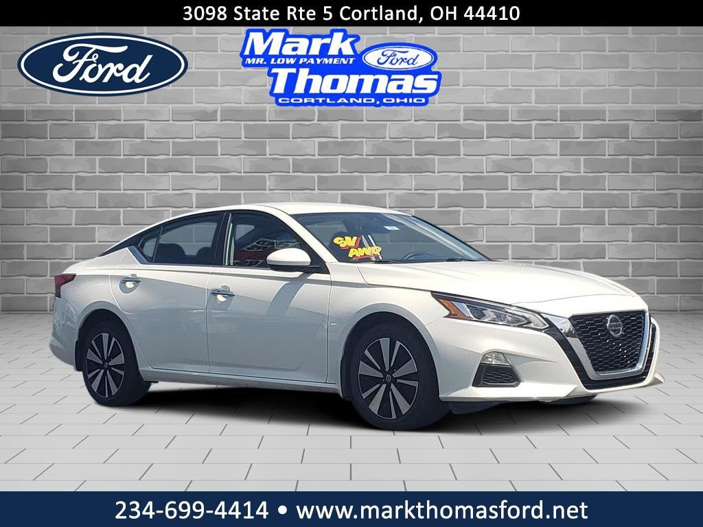 Used 2021 Nissan Altima SV Sedan
