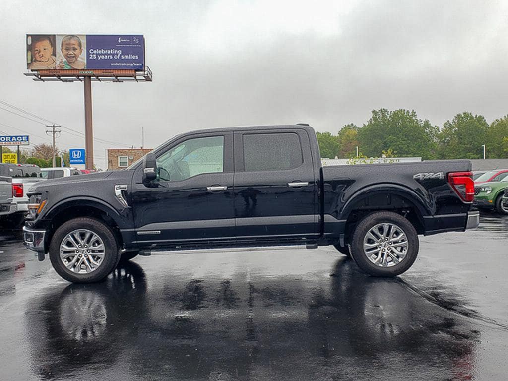 New 2025 Ford F-150 XLT TRUCK