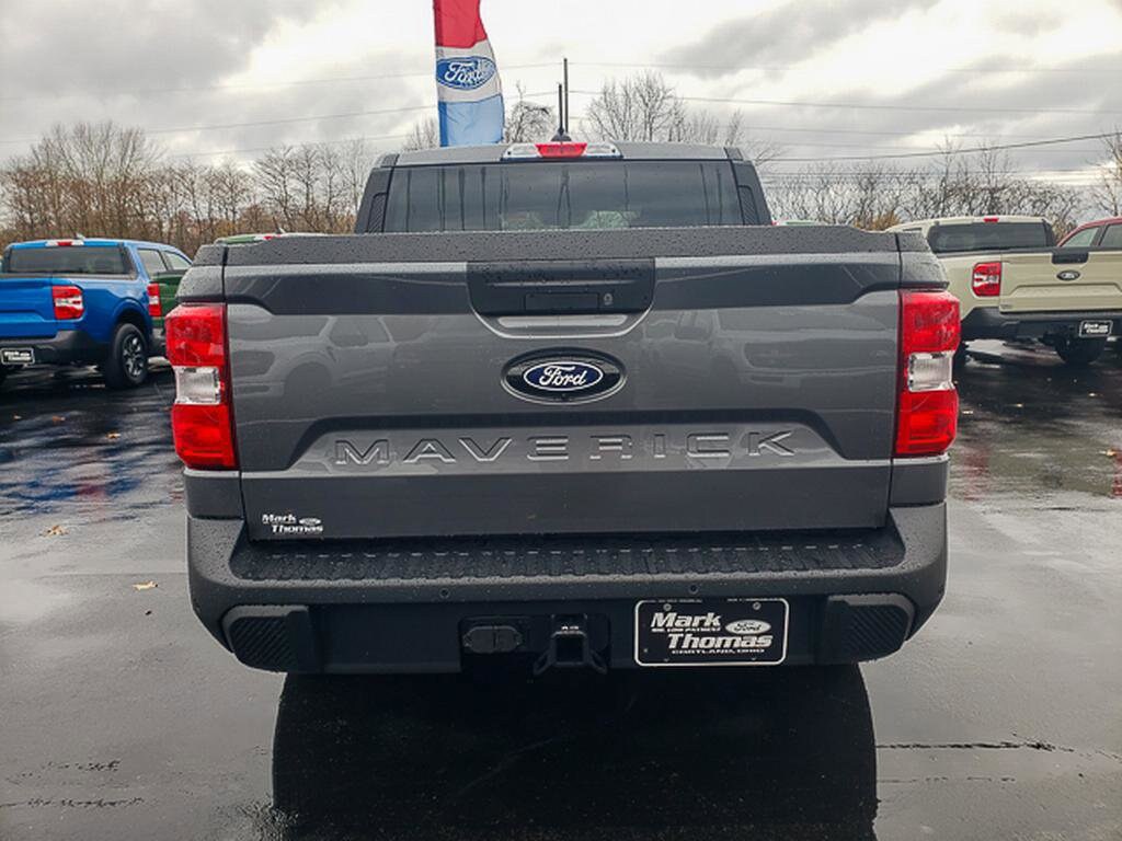 New 2025 Ford Maverick Hybrid XL TRUCK