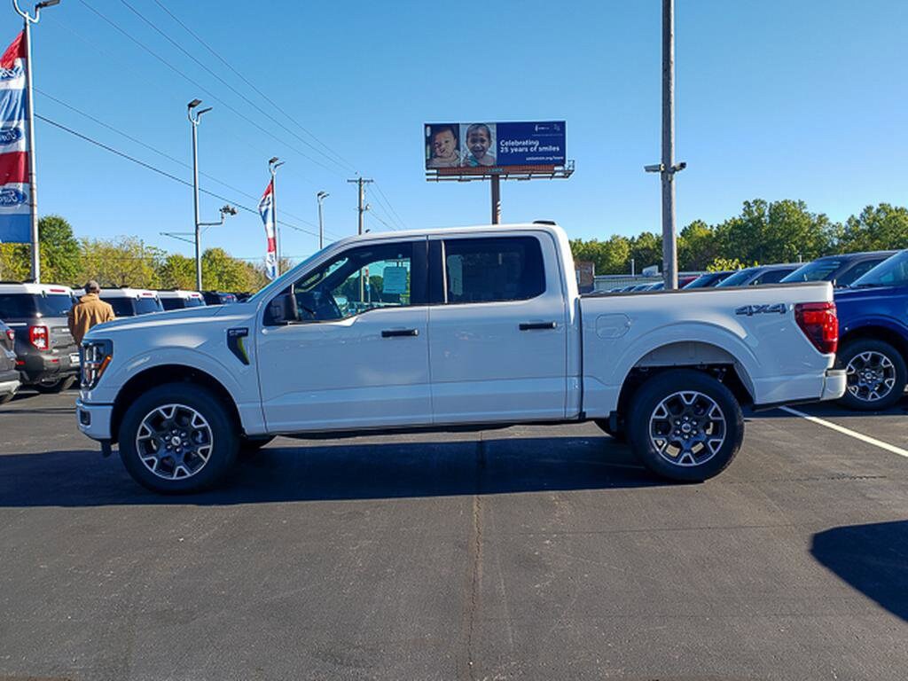 2025 Ford F-150 STX photo 3