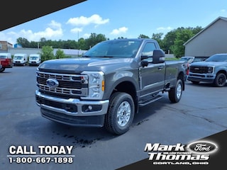 2025 Ford F-350 XLT TRUCK