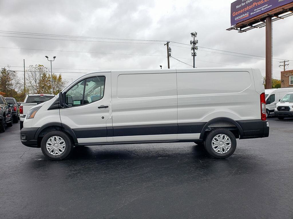 2025 Ford Transit photo 3