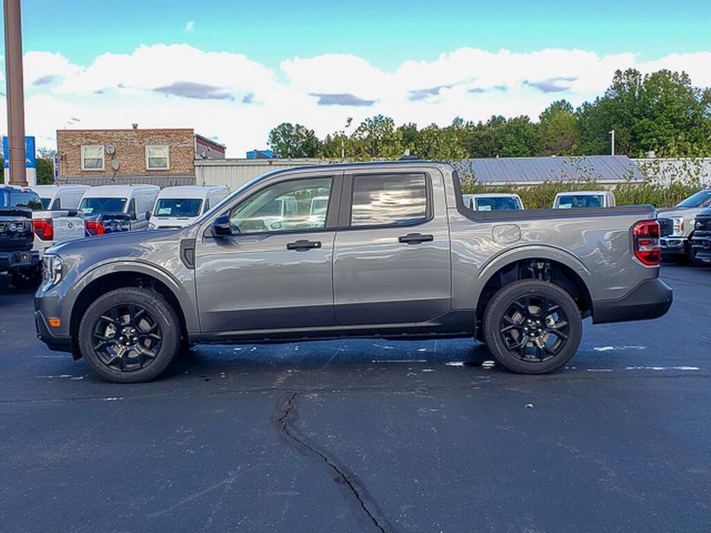 2025 Ford Maverick XLT photo 3