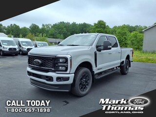 2025 Ford F-350 LARIAT TRUCK