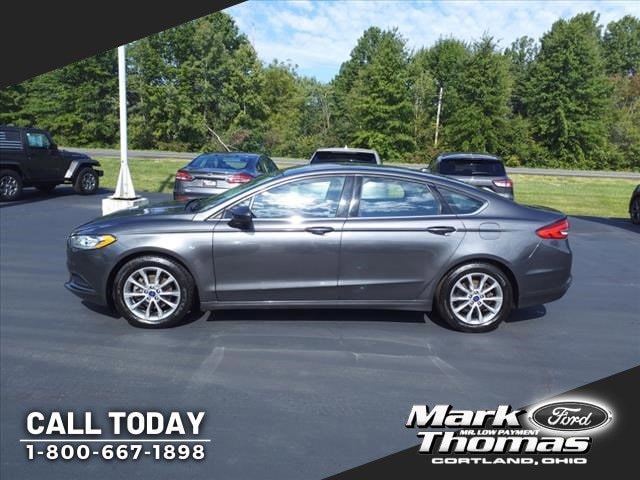 Used 2017 Ford Fusion SE with VIN 3FA6P0H7XHR112278 for sale in Cortland, OH