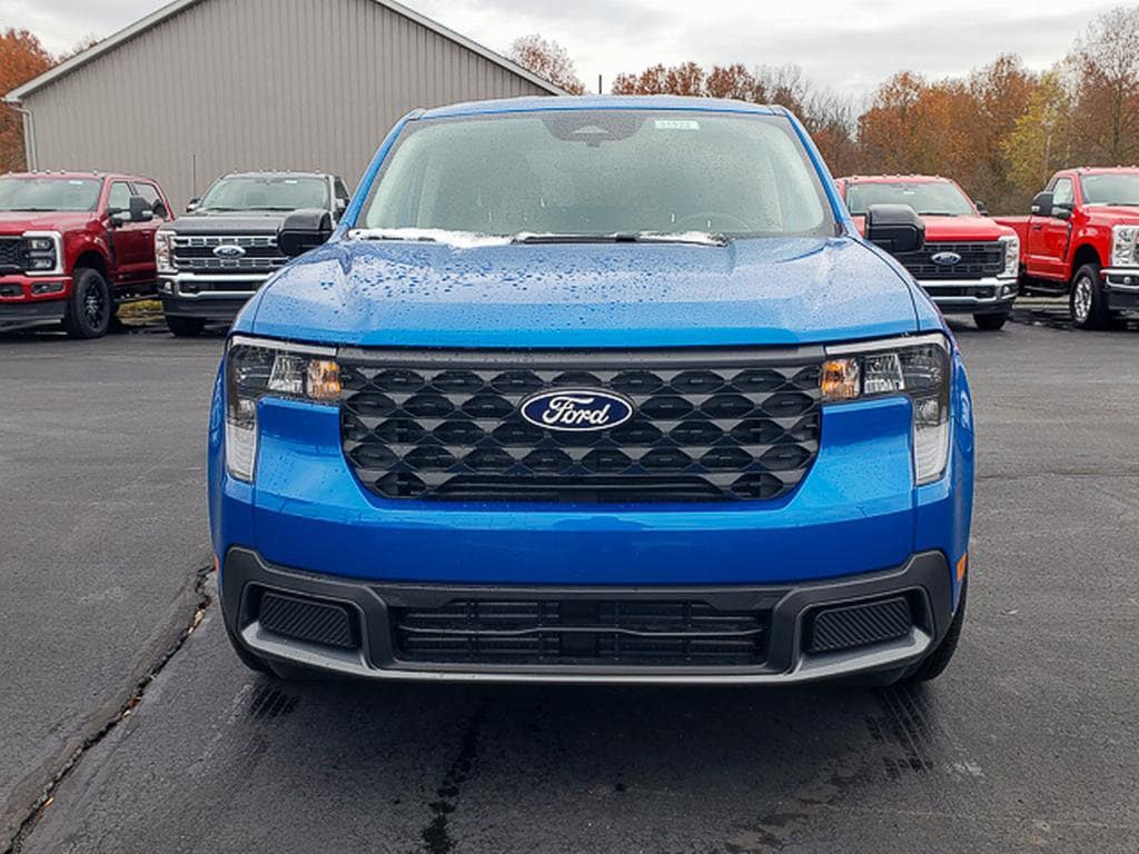 New 2025 Ford Maverick Hybrid XLT TRUCK