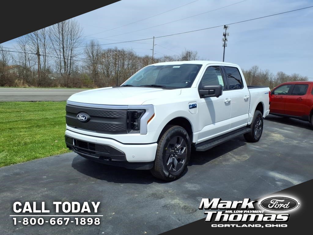 2025 Ford F-150 Lightning Flash's photo