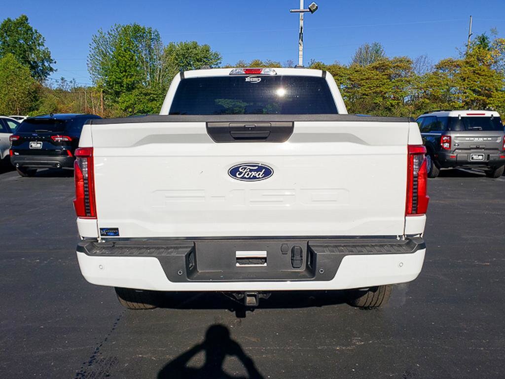 2025 Ford F-150 STX photo 4