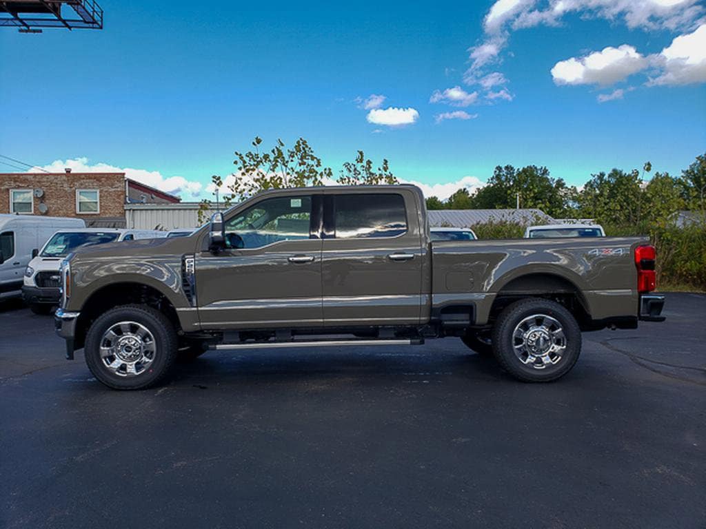 New 2026 Ford F-250 LARIAT TRUCK