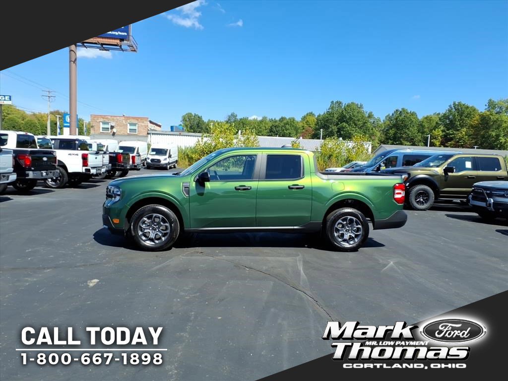 2025 Ford Maverick XLT photo 2