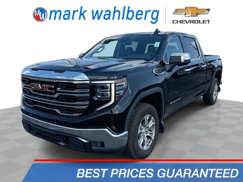 2022 GMC Sierra 4WD Crew Cab Short Box SLT's photo