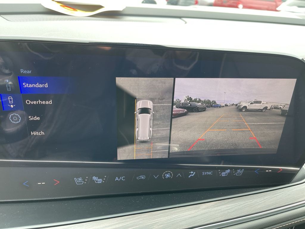 2026 Chevrolet Suburban Premier - Photo 17
