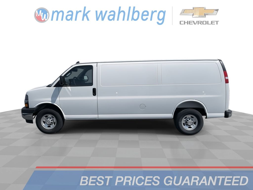 2025 Chevrolet Express Cargo