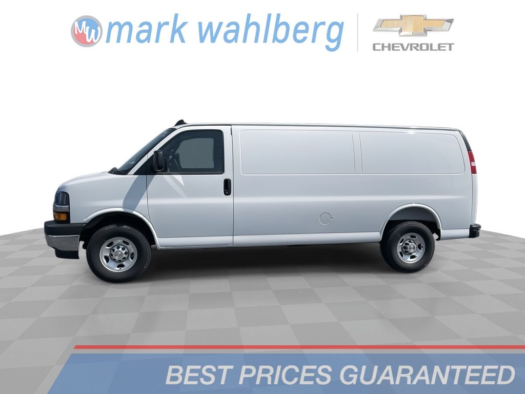 2025 Chevrolet Express Cargo