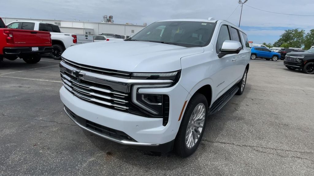 2026 Chevrolet Suburban Premier - Photo 6