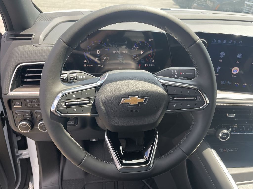 2026 Chevrolet Suburban Premier - Photo 14