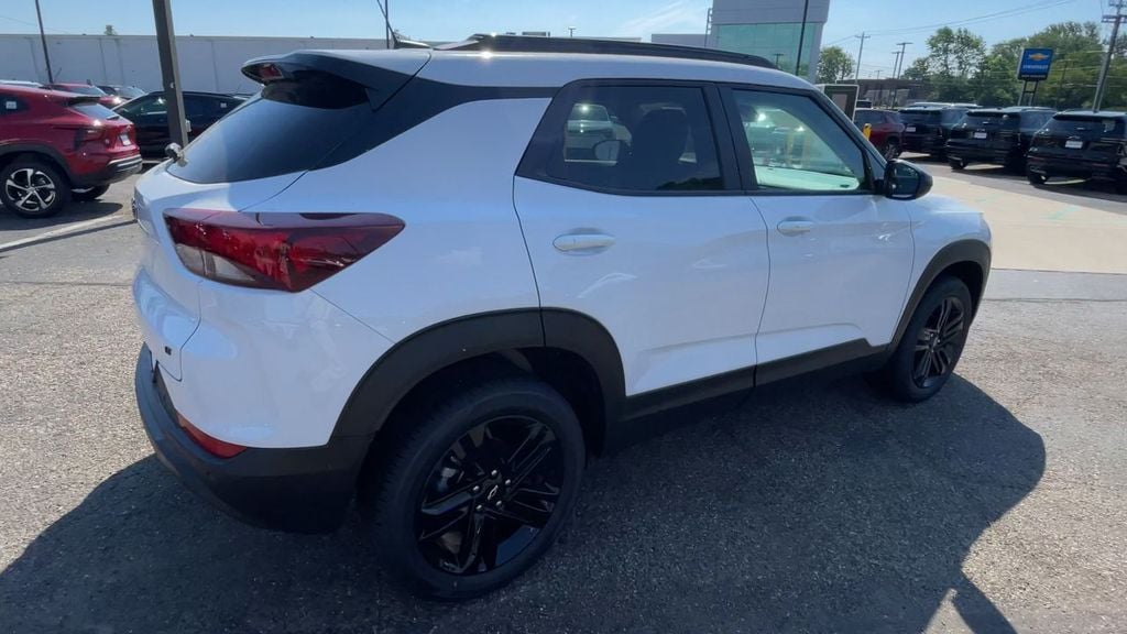 2026 Chevrolet Trailblazer LT - Photo 2