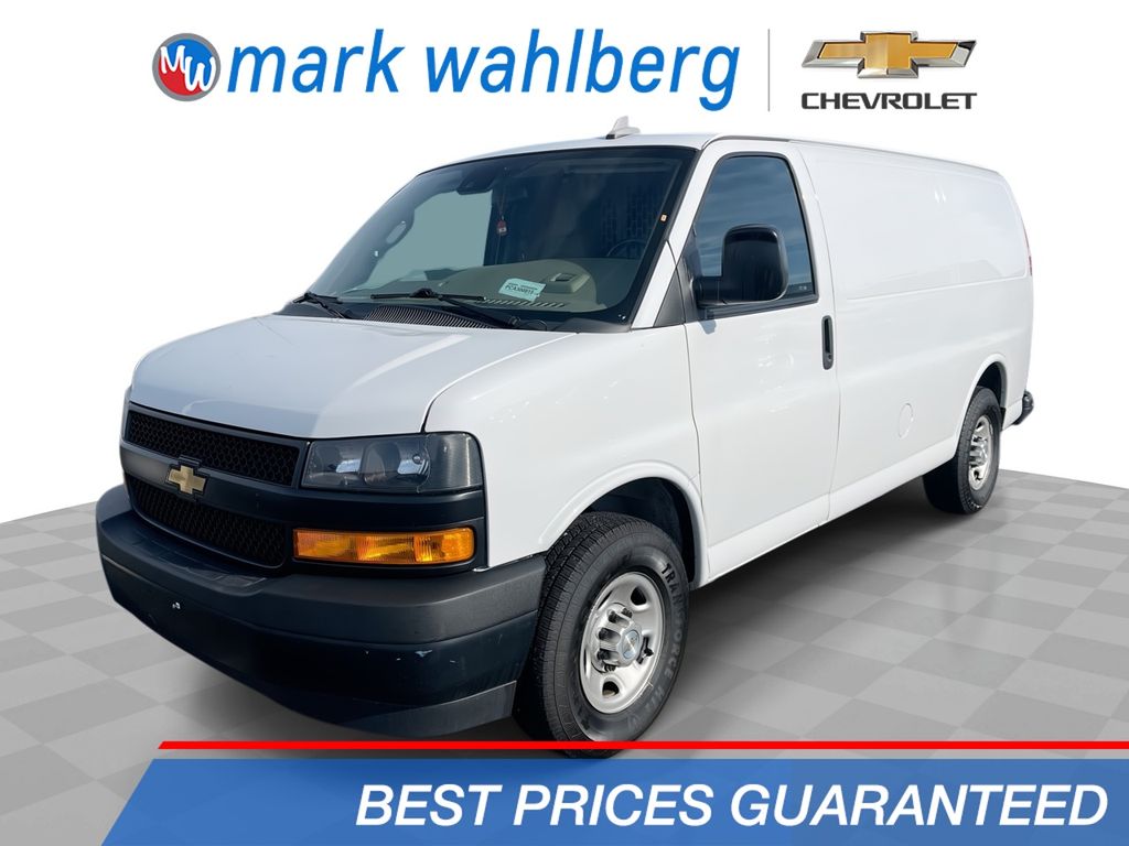 2021 Chevrolet Express 3500 Work Van HD's photo