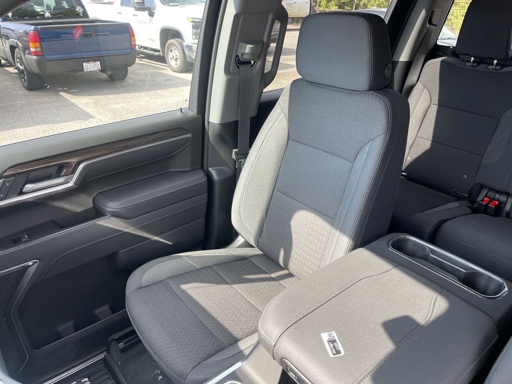 2026 Chevrolet Silverado 1500 RST - Photo 23