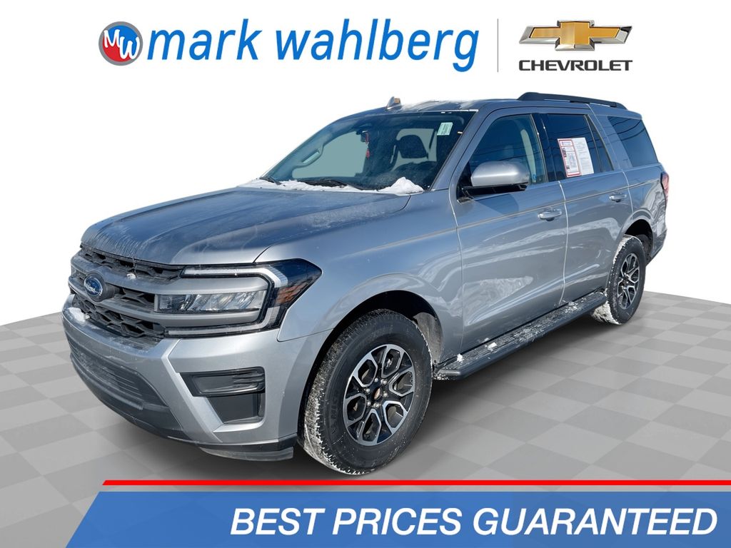 2022 Ford Expedition XLT's photo