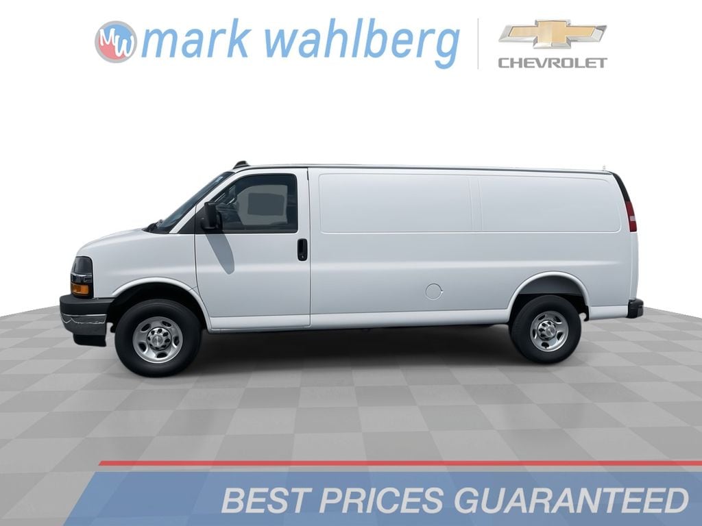 2025 Chevrolet Express Cargo
