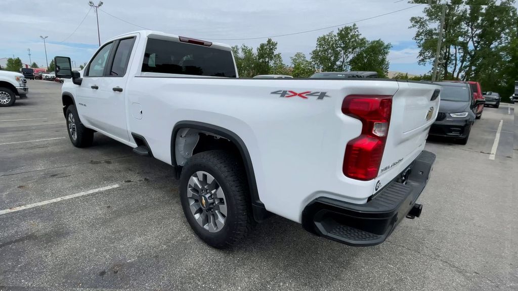 2026 Chevrolet Silverado 2500 HD Custom - Photo 8