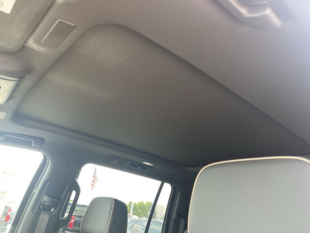 2026 Chevrolet Suburban Premier - Photo 22