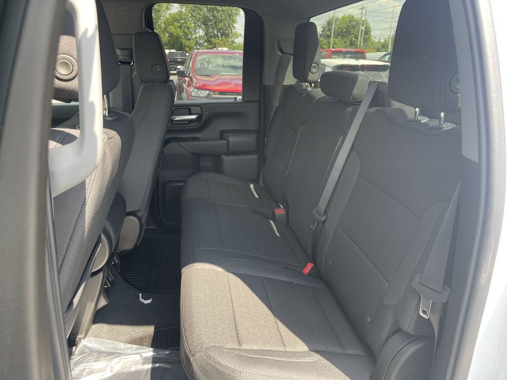 2026 Chevrolet Silverado 2500 HD Custom - Photo 21